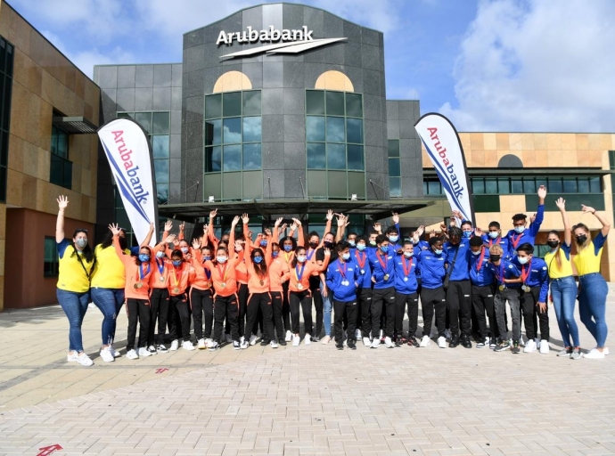 Aruba Bank a honra e campeonnan di U-14